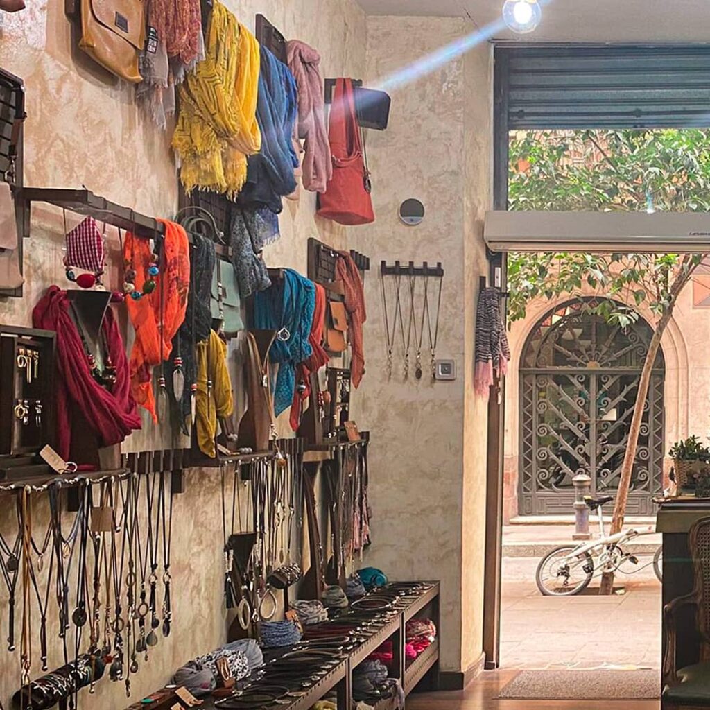 bisuteria artesanal hecha en barcelona